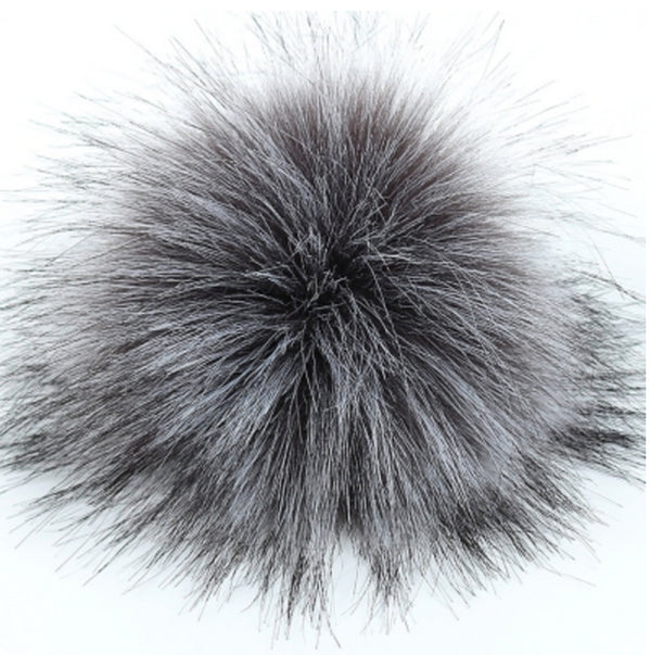 Coley  Jumbo Poofy Pom Pom w/snap