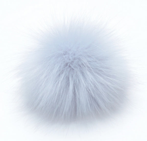 Coley  Jumbo Poofy Pom Pom w/snap