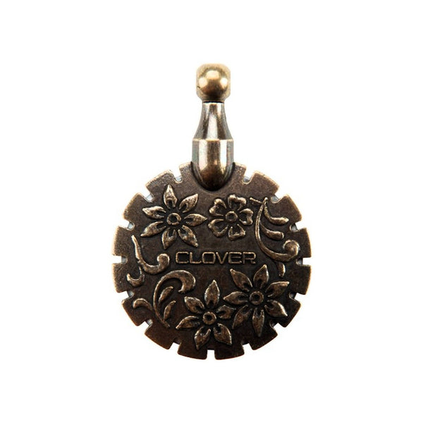 Clover Thread Cutter Pendant 455